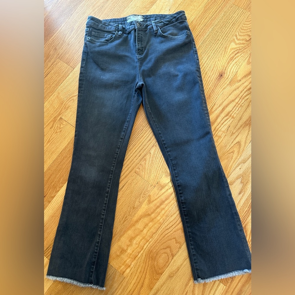 Free people Gray denim EUC size 31